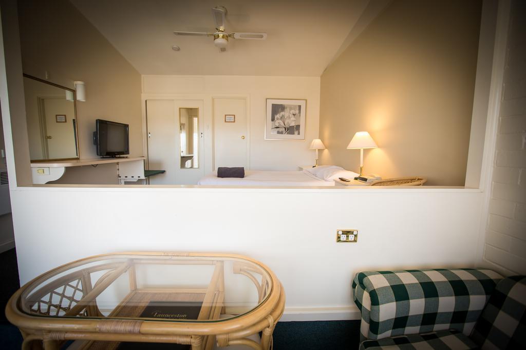 Abel Tasman Airport Motor Inn Launceston Esterno foto