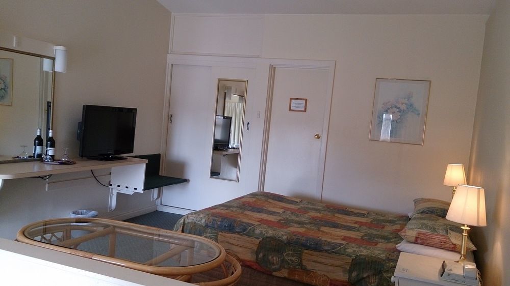Abel Tasman Airport Motor Inn Launceston Esterno foto